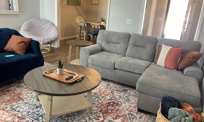 Canyon House | Emery’s Place GAME ROOM, 4BD 2BR near Palo Duro Canyon