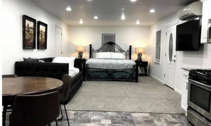Midwest City Apartment | Emily's Place