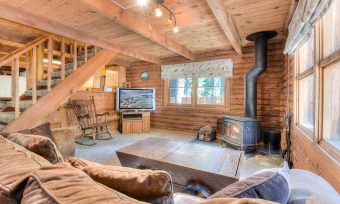 Homewood Cabin | Enchanted Woods Cabin