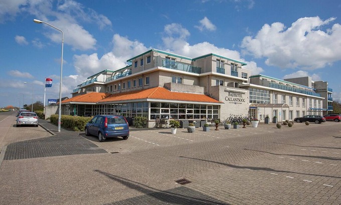 Callantsoog Hotel | Endless Fun in North Sea | 2 Hidden Gem, Steps Away from Beach, Golf & Top Spots