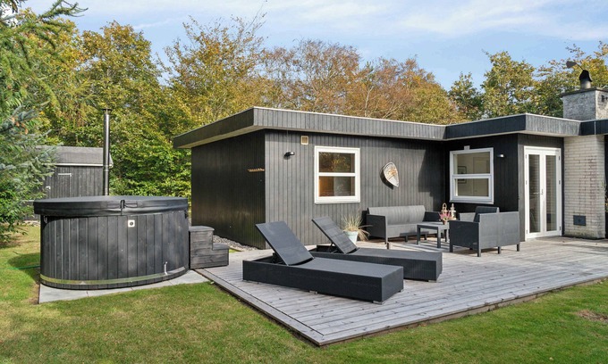 Ringkøbing-Skjern Municipality House | Enjoy a holiday just 200 m from Ringkøbing Fjord