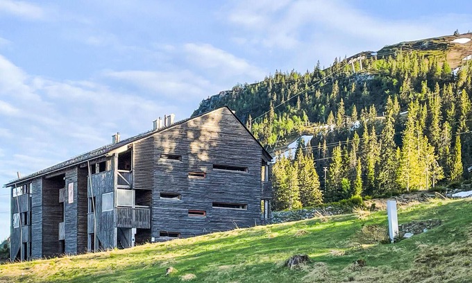 Hundorp Apartment | Enjoy a quiet vacation by the fjord