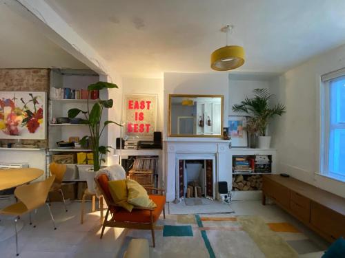 Oxford House | Enjoy a riverside stay in city of dreaming spires