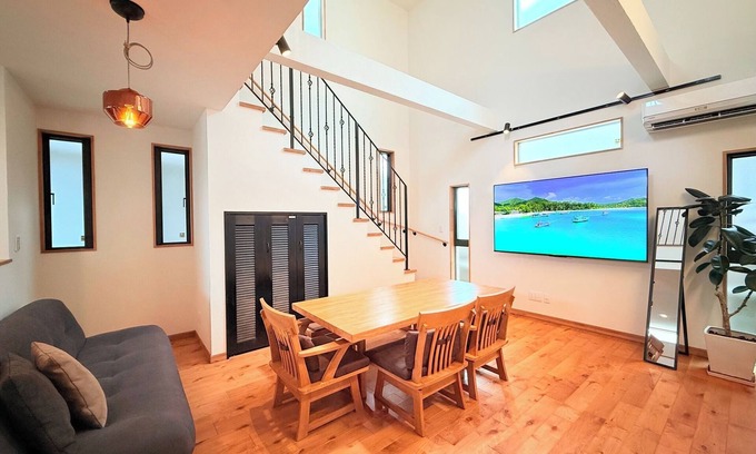 Tonogusuku House | Enjoy sightseeing and relaxation at this luxurious/Ishigaki Okinawa