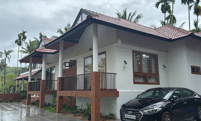 Mahe House | Enjoy the unique and Tranquil getaway…Theeram, spend time in Gods own country