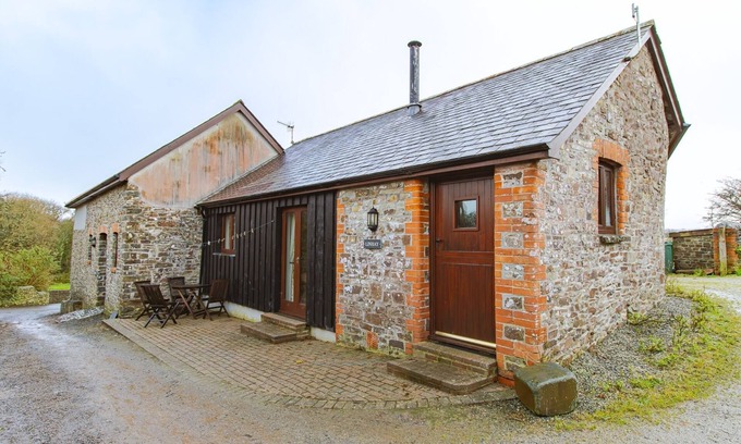 Hartland House | Enjoy tranquil Devon but near the coast.