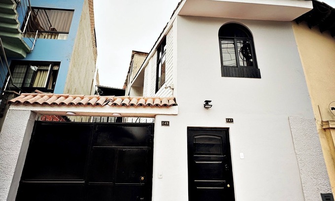Barranco Apartment | Enjoyable Mini- Apartment in Barranco