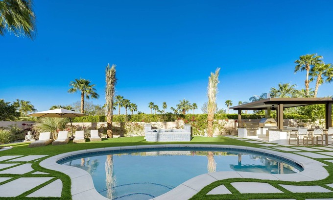 Magnesia Falls Cove House | Entertainer's Hideaway with Pool, Jacuzzi, and Outdoor Kitchen