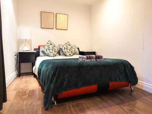 Buckland Apartment | Entire 1 Bedroom Apartment - Private, Self-Contained & Great Value