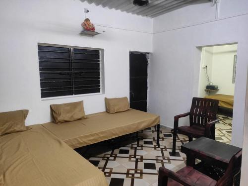 Peint House | Entire 2Ecre Farm Dharmadhikari Farm Home Stay
