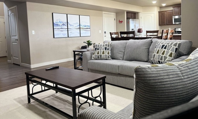 Nibley House | Entire 3 bedroom home with great mountain views