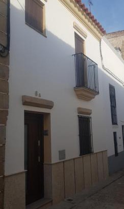 Jerez de los Caballeros House | ENTRE TORRES