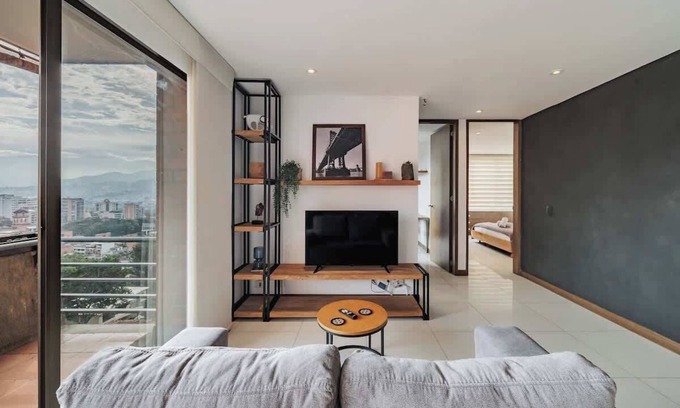 Lalinde Apartment | EP| Modern 2BR W/Workspace, Fast Internet, SmartTv