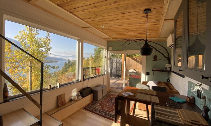 Nelson House | Epic View Tiny House