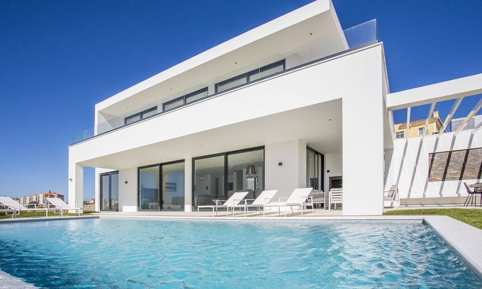 Mafra Villa | ERICEIRAHILLS- LUXURY VILLA "CASA THERESE" IN ERICEIRA