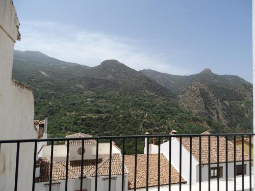 Guejar Sierra Apartment | Escapada en la sierra, vistas y relax total