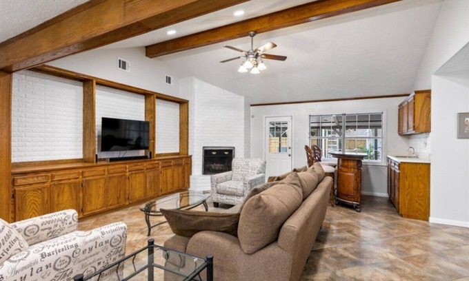 Oak Ridge North House | Escape Haven with pool for Vacation or Business