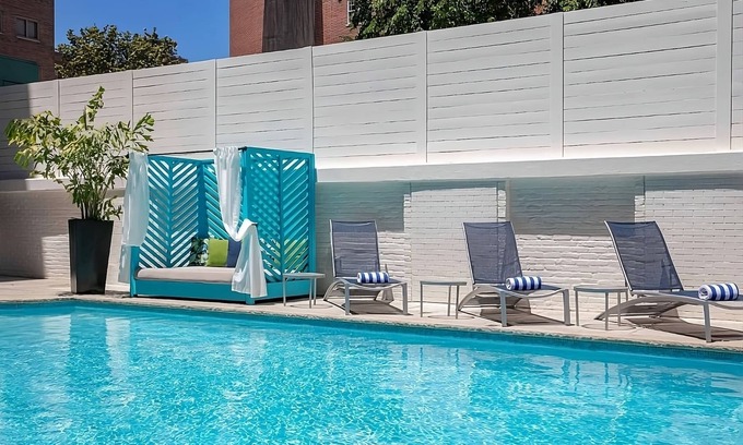 Dupont Circle Hotel | Escape The Hustle and Bustle! w/Outdoor Pool, Near Smithsonian Museums!