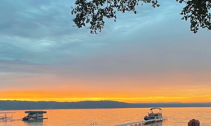 Lake Township Cottage | Escape to BEAUTIFUL Northern Michigan this fall!