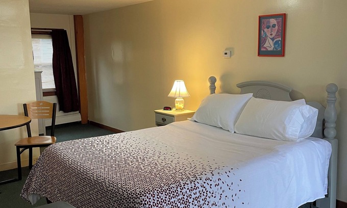 Buzzards Bay Apartment | Escape to Buzzards Bay, just steps away from Cape Cod Canal