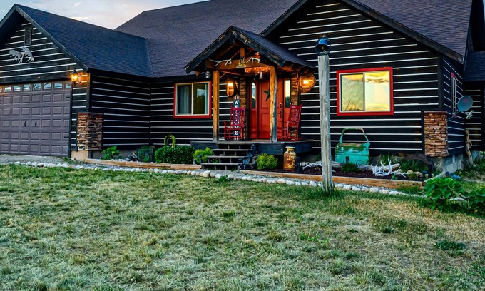 Driggs Other | Escape to Teton Creek Ranch, your western adventure starts here!