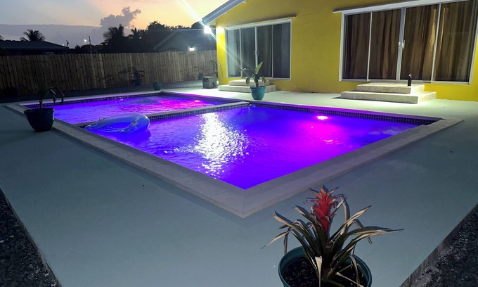 Hannah's Rest Apartment | Escape to this modern home w/a pool!