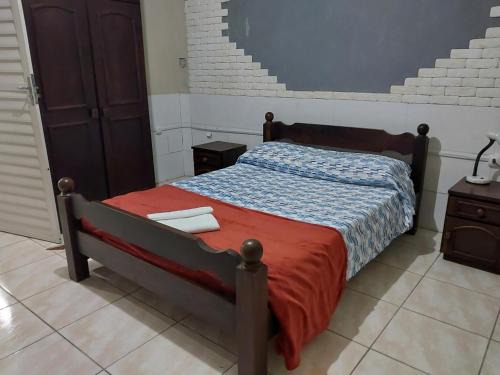 Centro House | Espaço básico e funcional, privativo com 2 ambientes, sem fogão, zona nobre, com garagem, ótimo custo-benefício