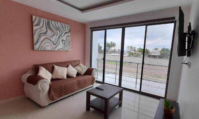 Manta Apartment | Espectacular departamento de tres habitaciones en Edificación Amaralto