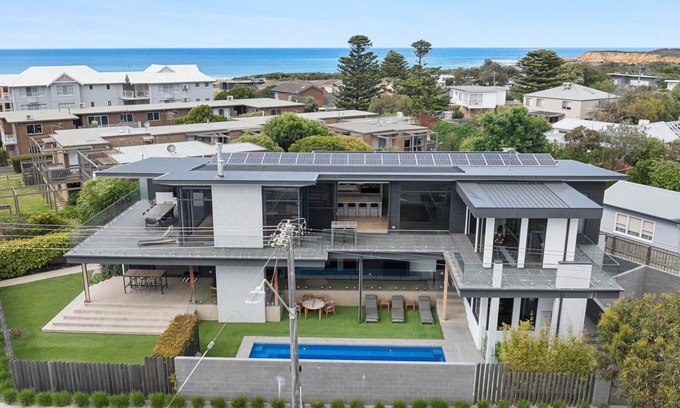 Surf Coast House | Esplanade Ultimate Luxury
