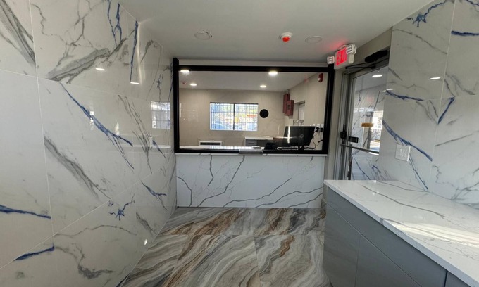 Elizabeth Hotel | Essence Express Elizabeth EWR Airport