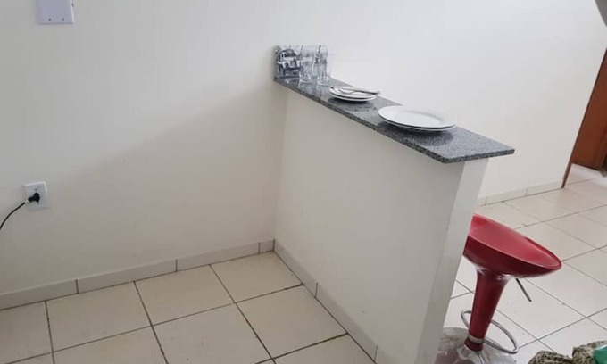 Mariano Procopio Apartment | Estadia Confortável. Venha Conhecer AP 102