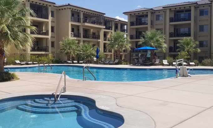 St. George Condo | Estancia Resort! New beauty in St George with heated pool and pickleball