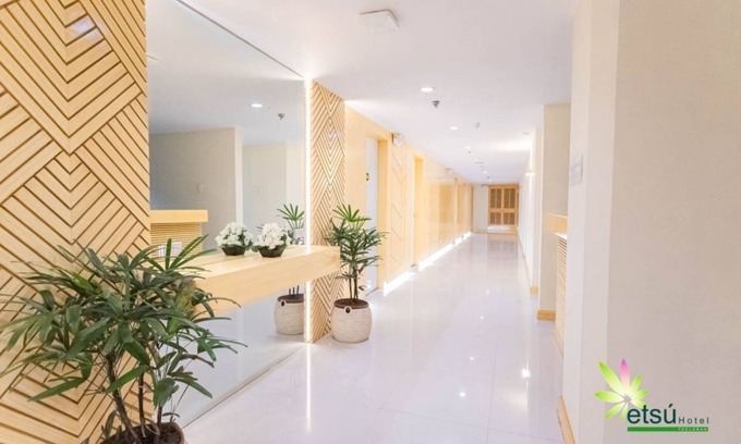 Downtown Tacloban Apartment | Etsu Hotel Lively Studio. Stay and Enjoy