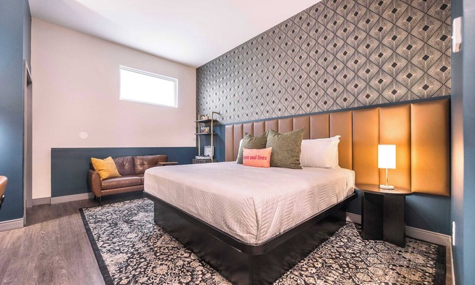 Macon Apartment | Etta James-Inspired Stay | Elegant & Walkable