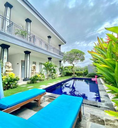 Batu Bolong House | Eva Guest House