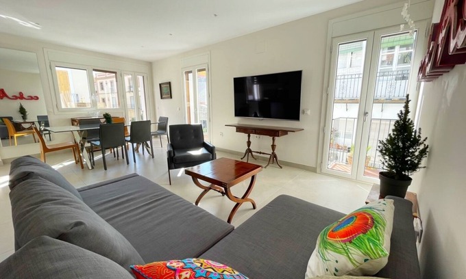 San Lorenzo Apartment | Eva Recommends San Lorenzo