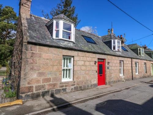 Ballater House | Evansford
