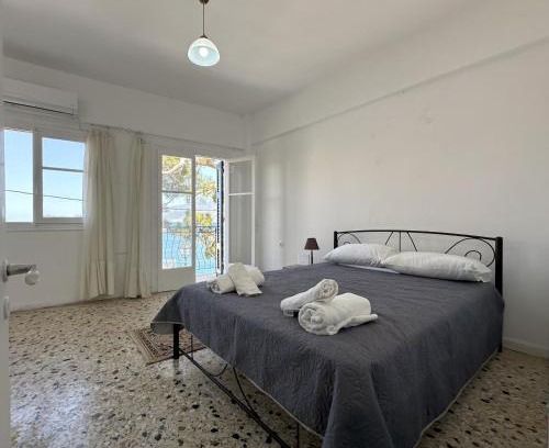 Evdilos Apartment | Evdilos Icarian Breeze "IKA"