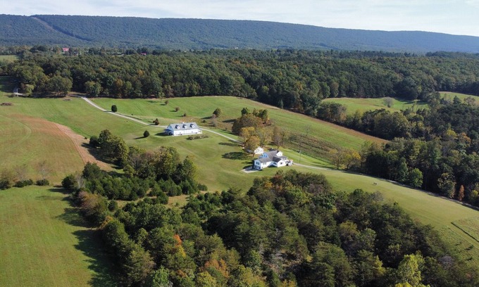 Berkeley Springs House | Events at The Estate in wonderful Berkeley Springs, WV