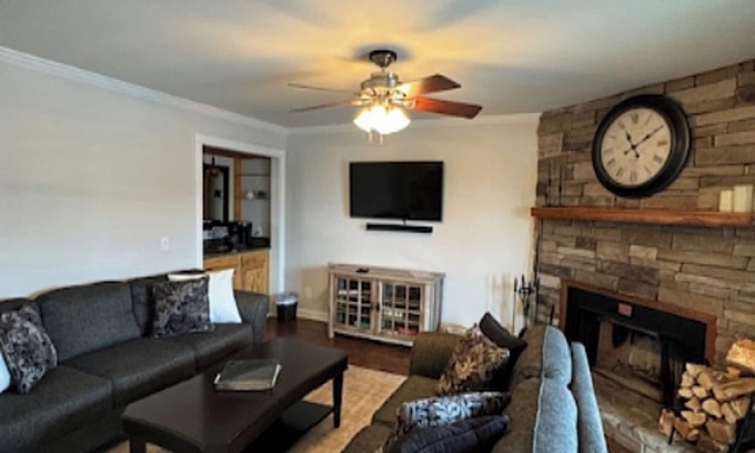 Banner Elk Condo | Evergreen Beech @ Pinnacle - Overlook Wedding Barn Discount - 2209
