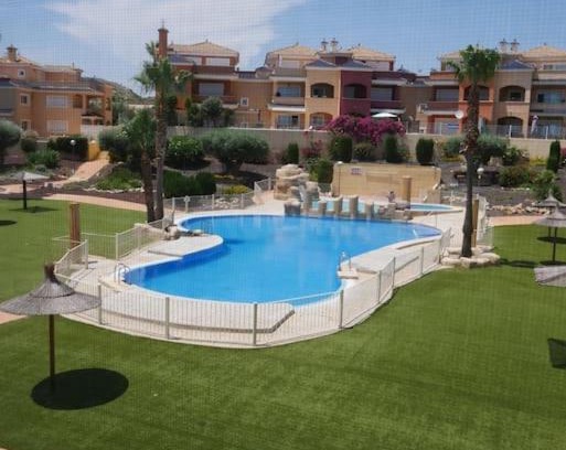 Caserio Los Tarquinos Apartment | Excelente Duplex en Altaona golf resort-piscinas