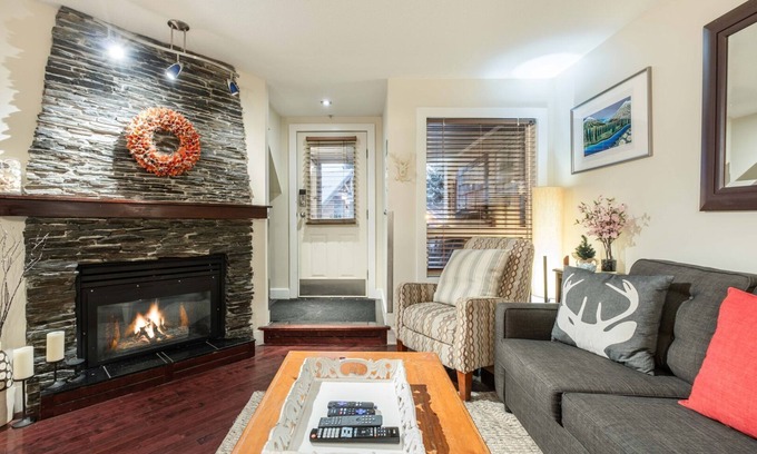 Whistler Condo | Excellent location | Private hot tub | Pets | BBQ