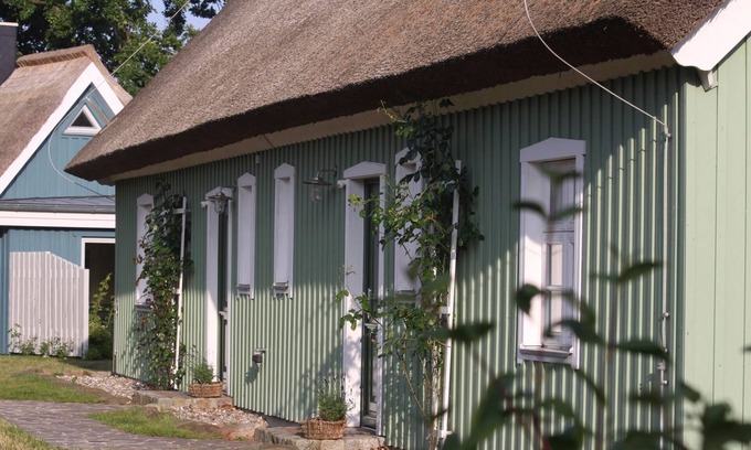 Wieck auf dem Darss Apartment | Exclusive apartment "Am Trommelplatz - Apartment 4" in a listed vacation home