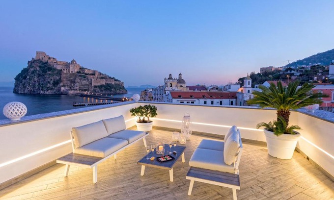 Ischia Porto Apartment | Exclusive Home Ischia