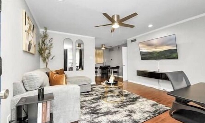 Houston Apartment | Executive Galleria All-Inclusive
