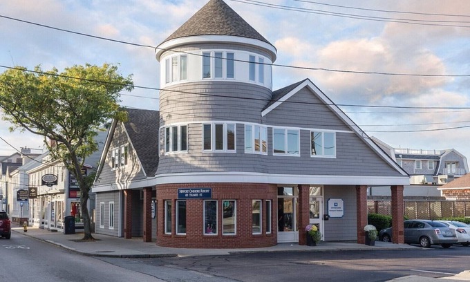 Yachting Village Resort | Experience Newport Beauty at Wyndham Newport Onshore - 1 Bedroom