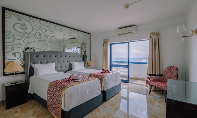 Oura Hotel | Explore Albufeira Marina! Four Spacious 1BR with Full Kitchens, Ocean View!