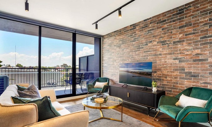 Brunswick Apartment | Exquisite 2-Bed Apartment by Brunswick Eateries