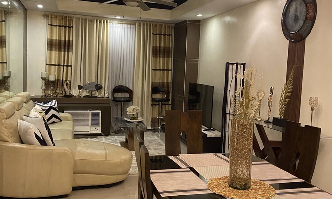 Bagumbayan Condo | Exquisite 2 bedroom Suite At Eastwood City!
