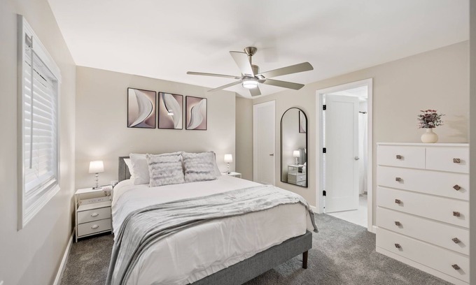 Fox Valley House | Extended Plainfield FHS Rental – Monticello Cir